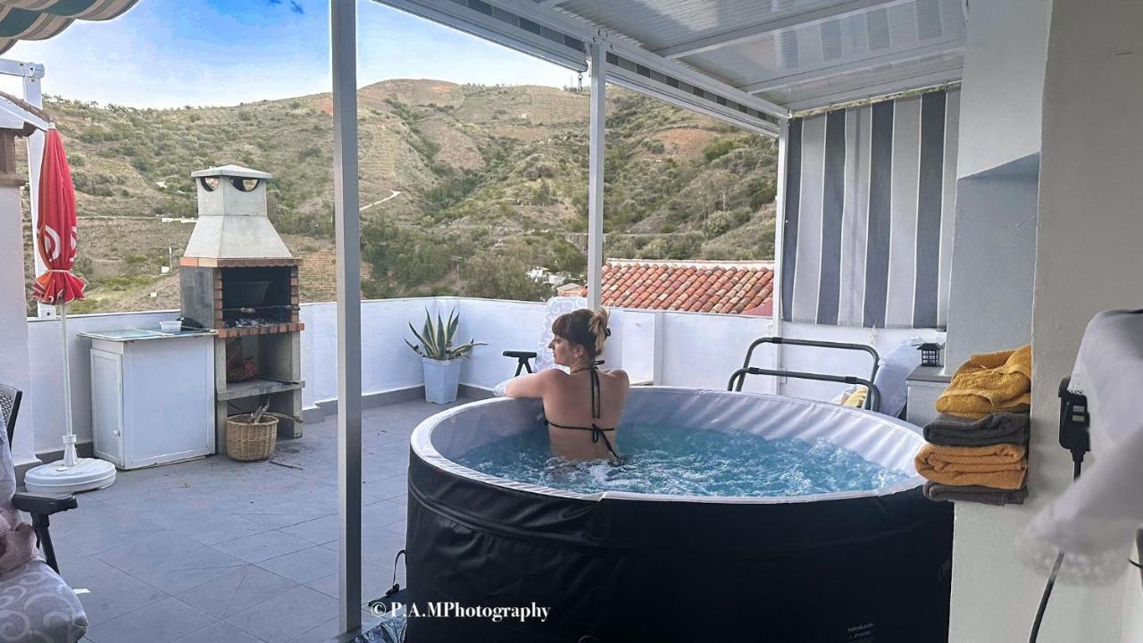 Vila Alquiler Rural Cutar, Casa Robles Exteriér fotografie